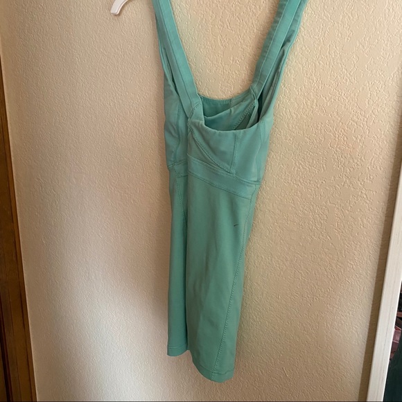 Turquoise athletic tank top - Picture 3 of 3